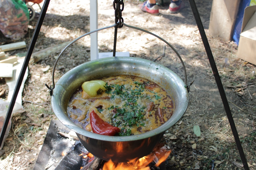 XIII međunarodno takmičenje u kuvanju pasulja u znaku dobrog jela i humanosti