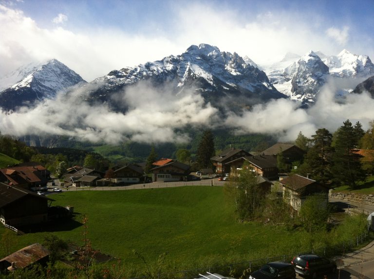 Škola u kojoj biste sigurno voleli i da učite i da radite – Ecole d’Humanité u švajcarskim Alpima